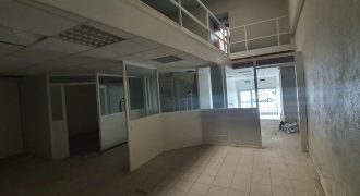 À Vendre  Local commercial de 250 m²  Saint-Sébastien-sur-Loire