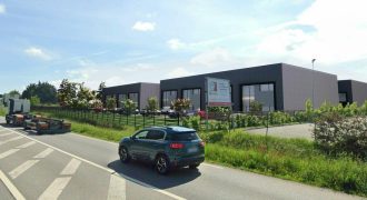 Au sein du futur village d&rsquo;entreprises CREA PARK, situé en façade de la Route de Paris, dans un environnement dynamique et stratégique, découvrez une cellule d&rsquo;activités neuve de 313,60 m², livrée brut de béton, à aménager selon vos besoins.