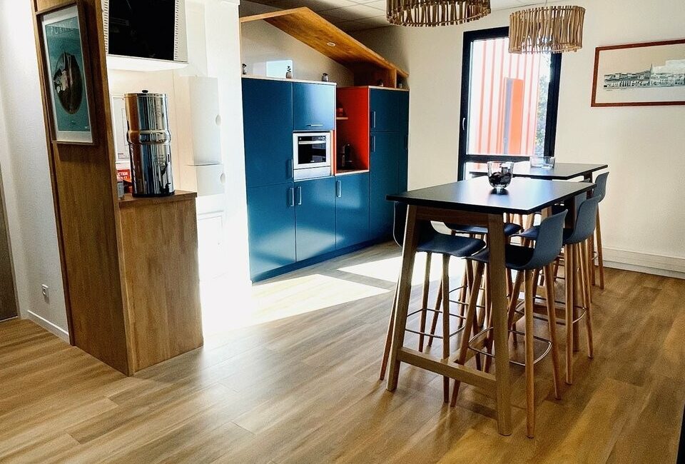 Local commercial à vendre ou à louer – Loire Océan Expansion, spécialiste commerce et Immo Pro.