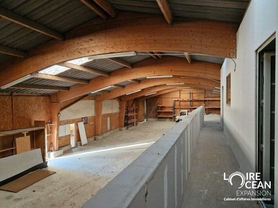 entrepôt ossature bois local artisanal