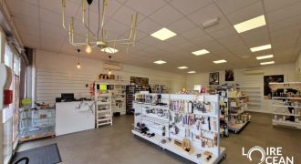 OPPORTUNITE LOCAL COMMERCIAL ZONE COMMERCIALE OUEST DE PORNIC OPPORTUNITE LOCAL COMMERCIAL ZONE COMMERCIALE OUEST DE PORNIC