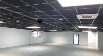 Location 275 m² au cur d&rsquo;un secteur stratégique de Saint-Herblain